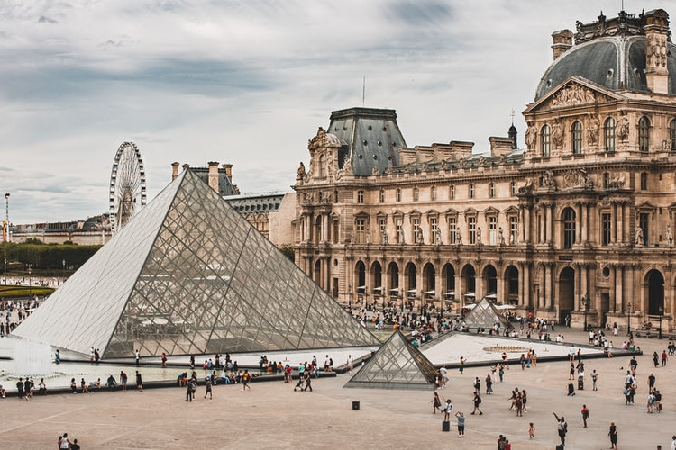 Louvre